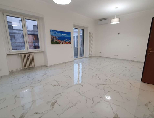 Ampio Bilocale Ristrutturato MM Pta Venezia